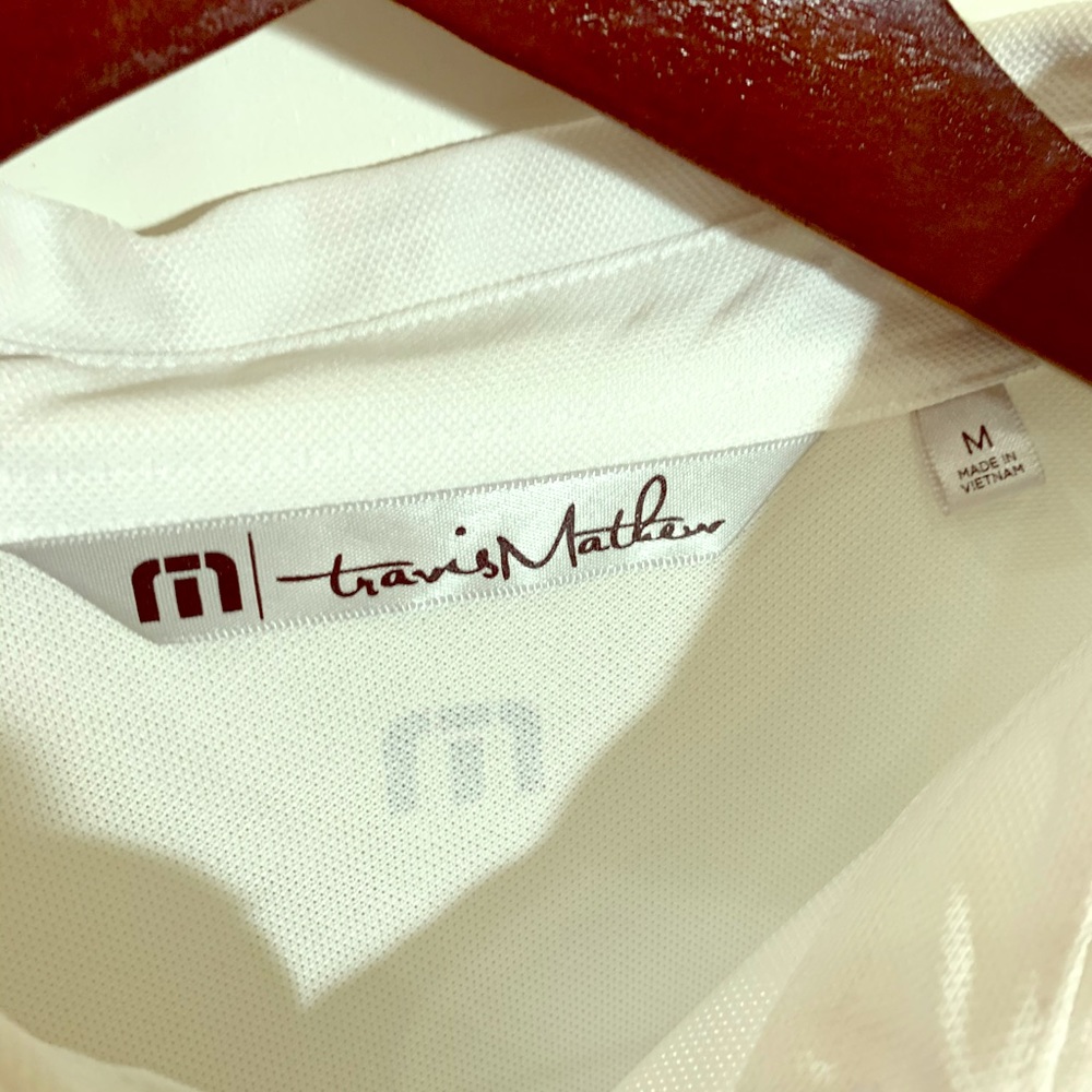 Golf Polo. Only worn once. Men’s M